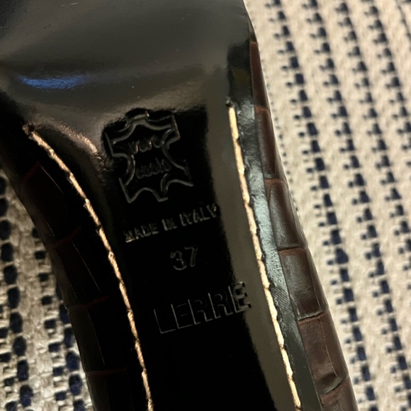 New Lerre - Italian Luxury Croc Square Toe Pumps - Picture 7 of 8